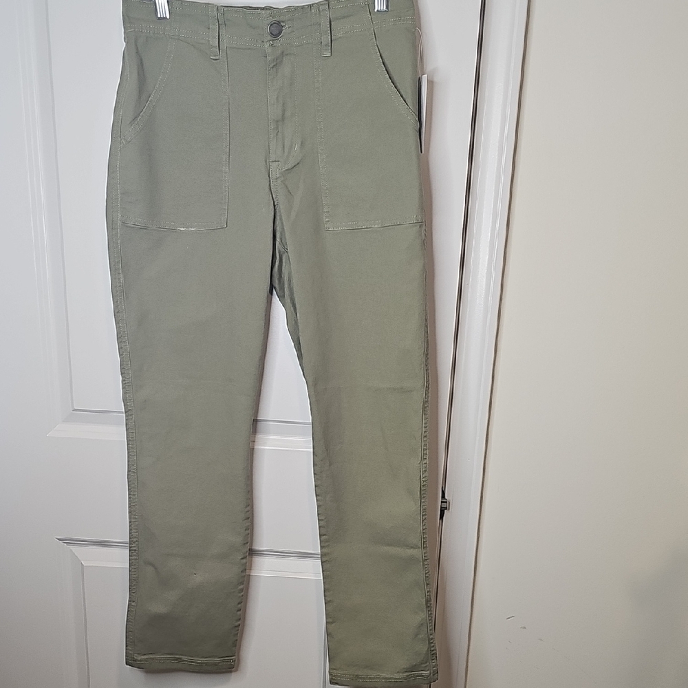 Recreation Women's Casual‎ Olive  Pants Size S NWT